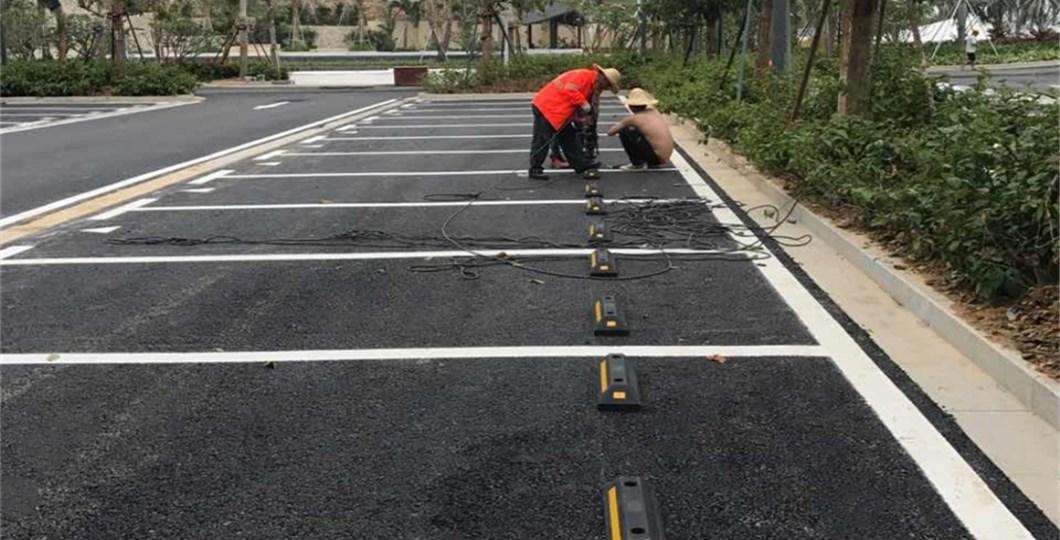 車(chē)位定位器安裝